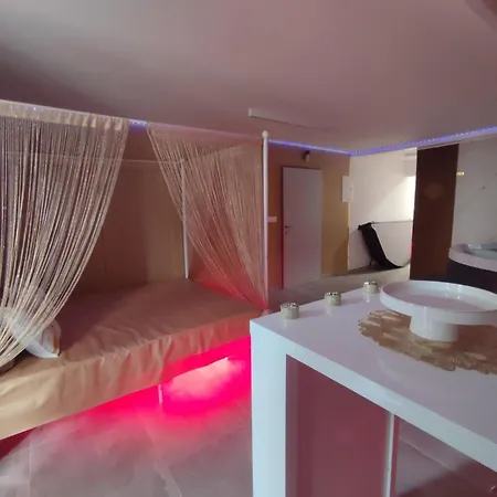 Vip Wellness Apartma Immortality *